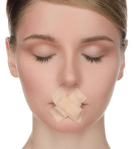 人間の体の構造的に見て口は呼吸器官ではありません